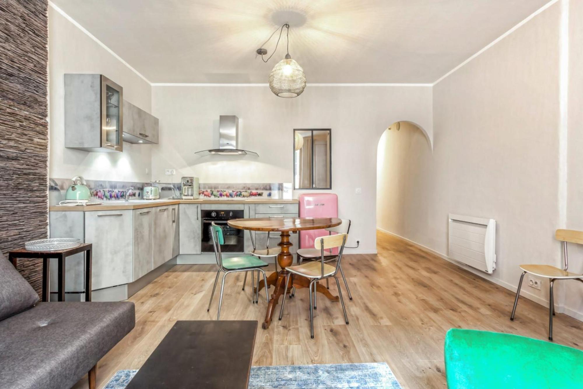 Appartement Sainte Claire Vintage - Welkeys Annecy Luaran gambar